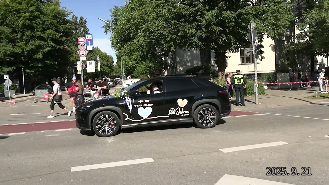 ,,Trachten und Schützenzug 
