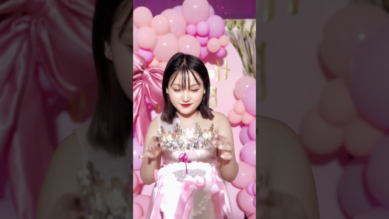 #BirthdayGlowUp #GlitterTrend #PrincessVibes #PinkAesthetic #ReelMagic #DreamyEdit #Reels2025