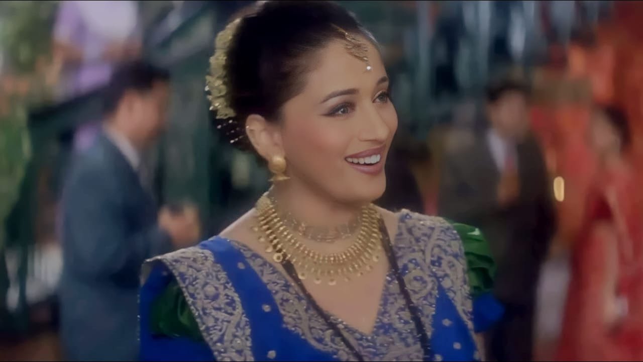 Jo Pyaar Karta Hai Pagal Ban Jata Hai | Ajay Devgn, Madhuri Dixit | Hindi Song | Bollywood Songs