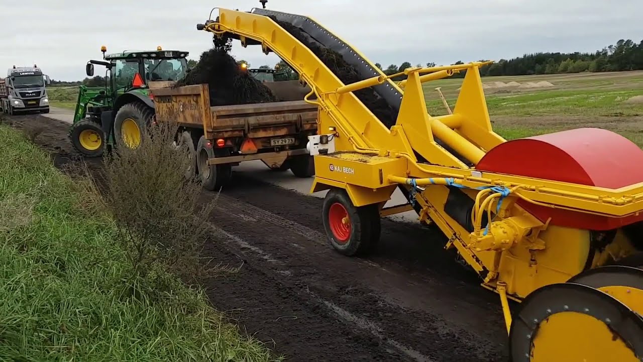 Roadside Cleaning & Modern Street  Sweeper Machines | Road  Construction Cleaning Equipment