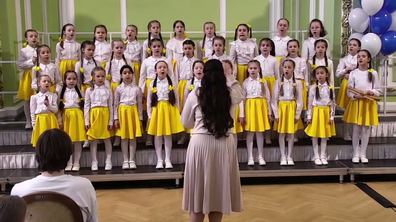 Карина Бáрас. 