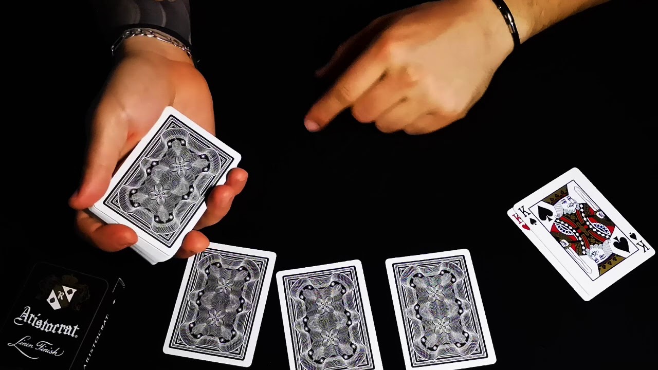 Collector, de Jean-Pierre VALLARINO - Just a Trick par Lionel AUBIN