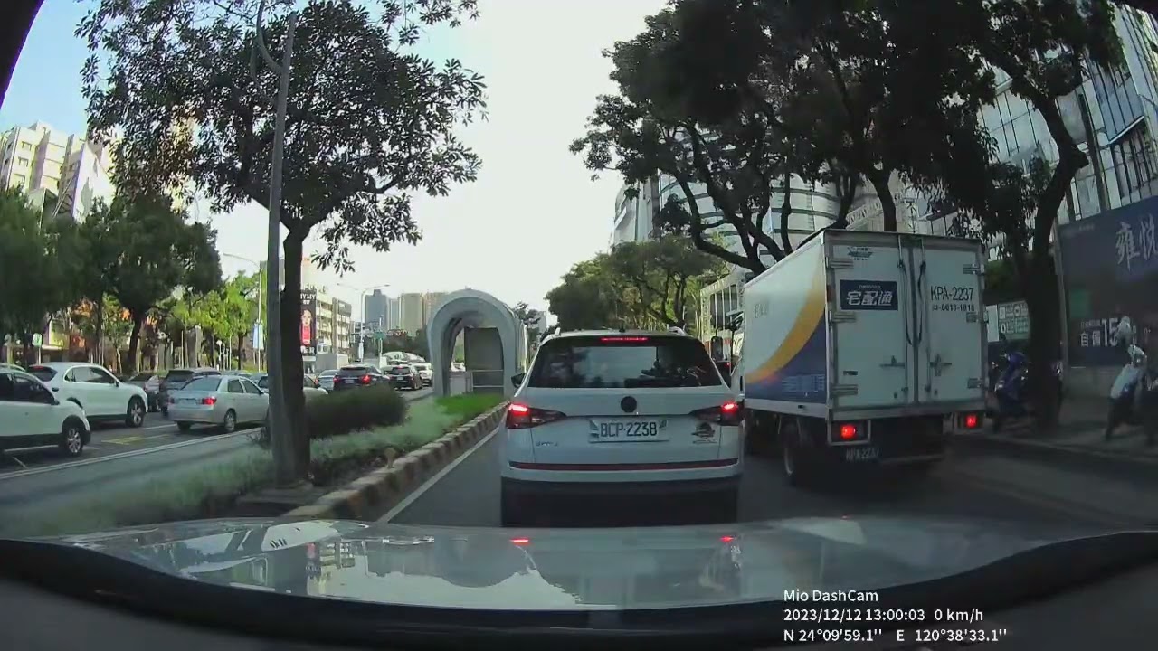 台中交流道 - 台灣大道3段 - 台灣大道3段 - 英才路【開車在台灣 Driving in Taiwan】