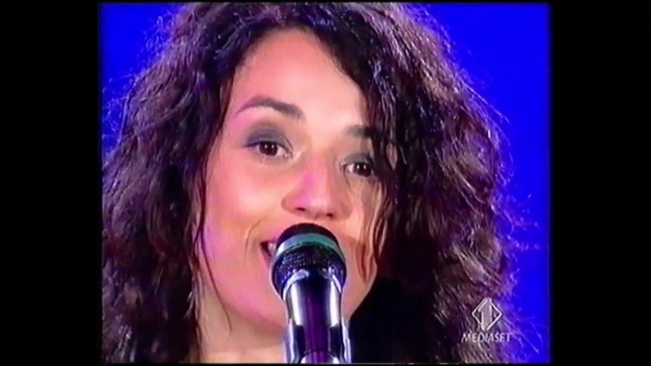 Carmen Consoli - Signor Tentenna (5 Puntata Del Festivalbar 2006 Trieste)