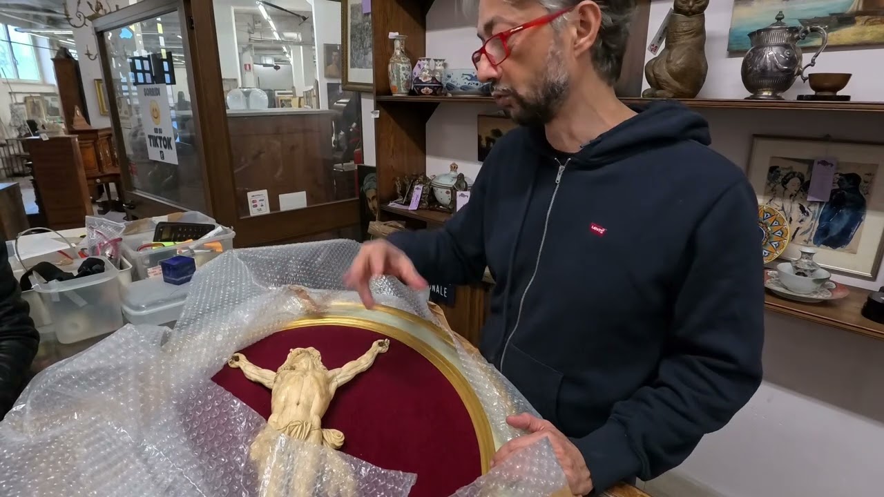 Una bellissima scultura in avorio