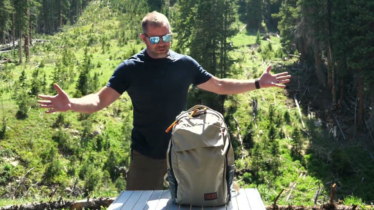 Mystery Ranch District 24 Backpack Review - NEW EDC Backpack