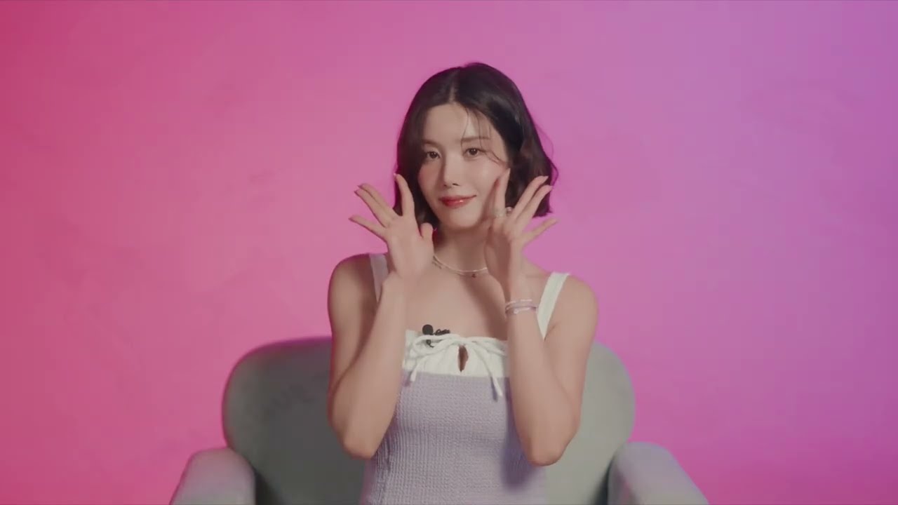 여름을 책임질 코랄리크 뮤즈🥰 권은비 인터뷰