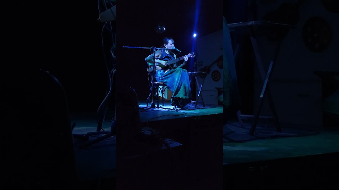 Nana Mendoza - Suave (Acústico)