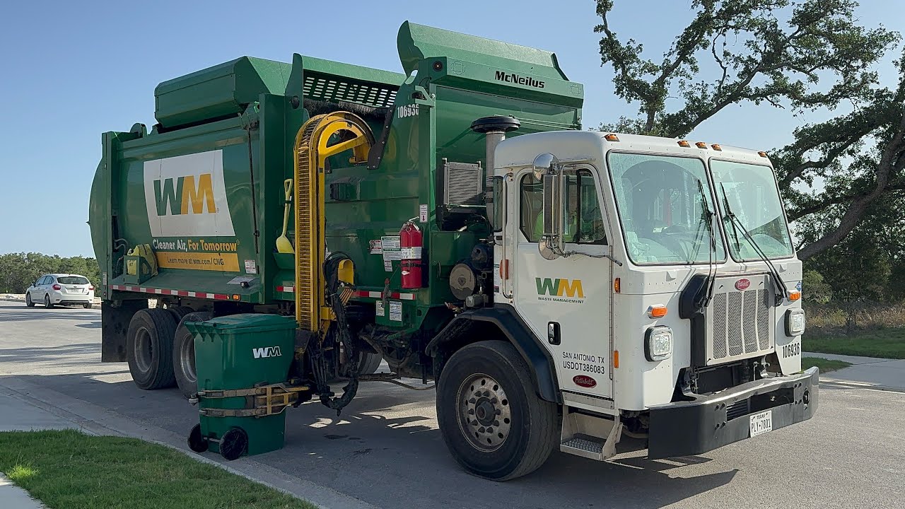 Waste Management: Rebranded Peterbilt 520 McNeilus ZR Garbage Truck