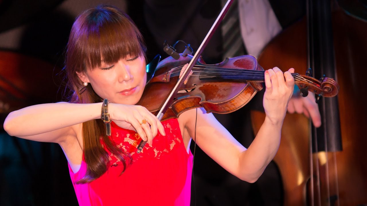It's Only A Paper Moon / Harold Arlen : maiko jazz violin live!