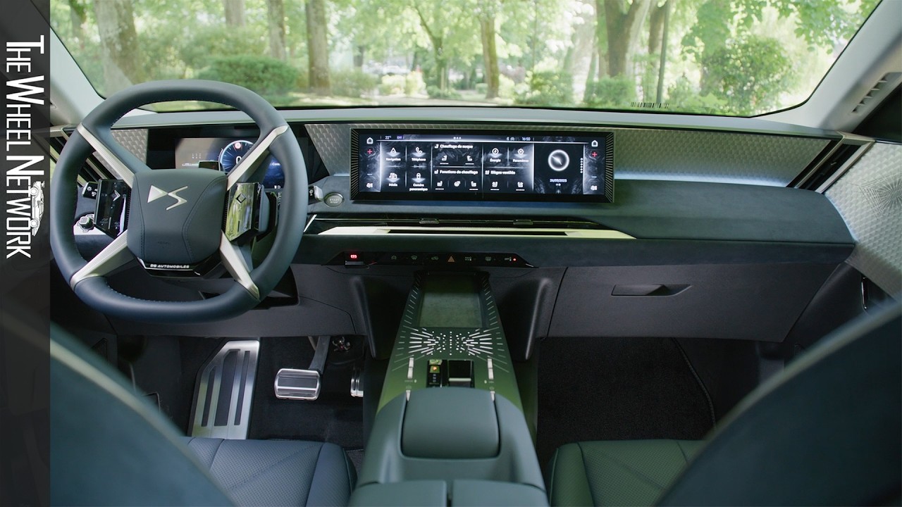 2026 DS N°8 Jules Verne Interior