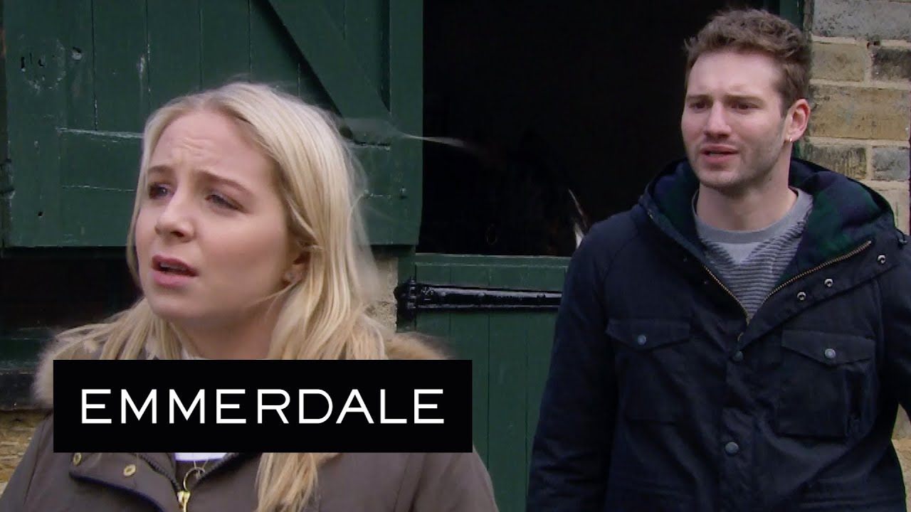Emmerdale - Jamie Only Has Eyes For Belle