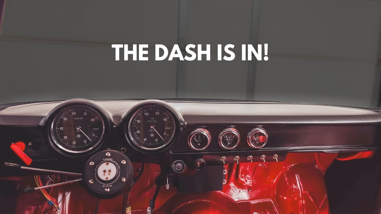 The dash is in! Alfa Romeo GTV build progress continues..