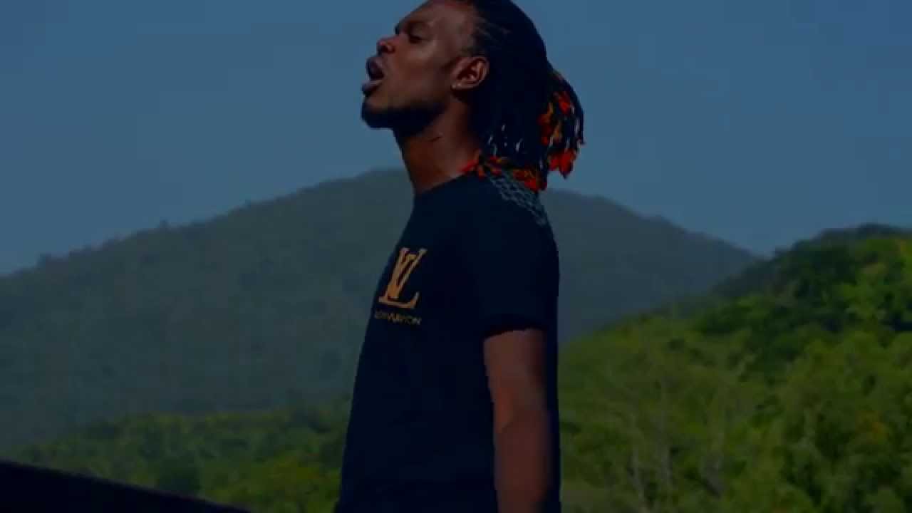 K.A KITE - Amigos Con Derecho (Video Oficial)