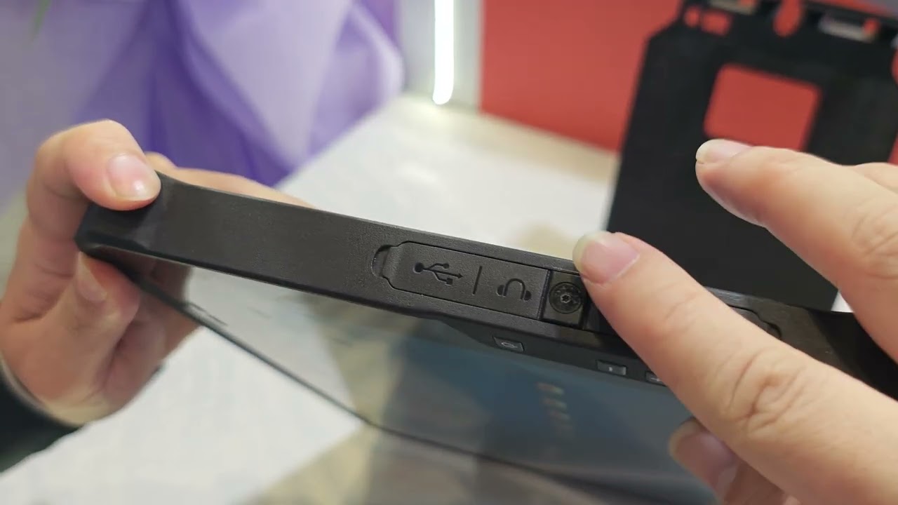 Rugged Windows Tablet - Laptop Tahan Kuat untuk di luar ruangan / industri, anti benturan jatuh air
