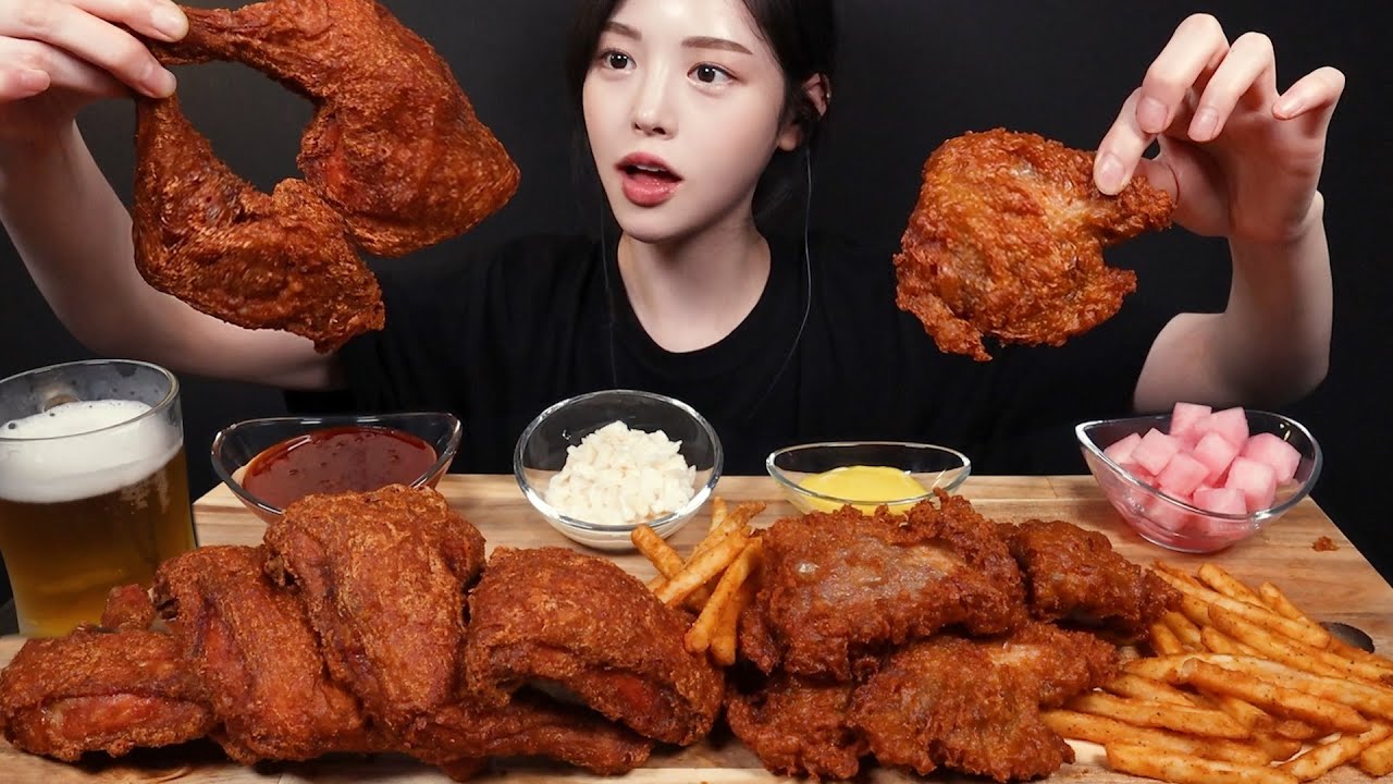 SUB)미친빠삭함 옛날통닭다리 치킨에 대왕닭껍질튀김 먹방!🍗🍺 생맥주 감자튀김까지 꿀조합 리얼사운드 Chicken & Beer Mukbang Asmr