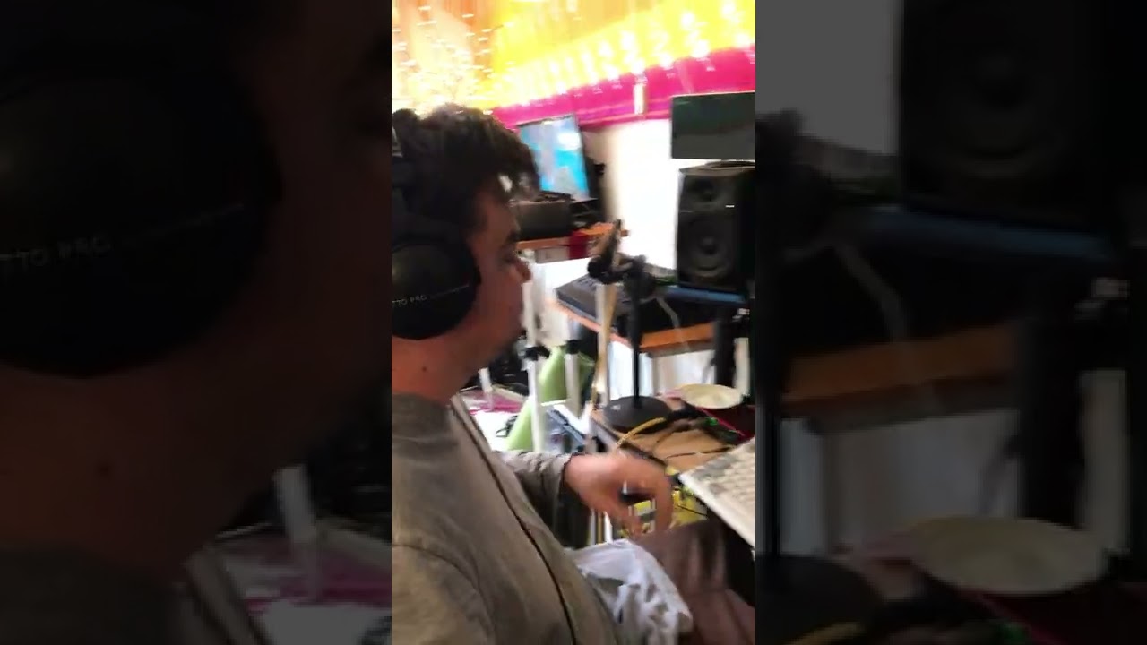 Tracking N.A.Vvv vocals for Croc Pot
