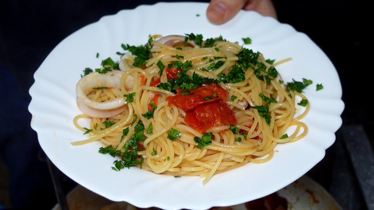 Voglia di Spaghetti con i Calamari e Pomodorini ? Preparali con me