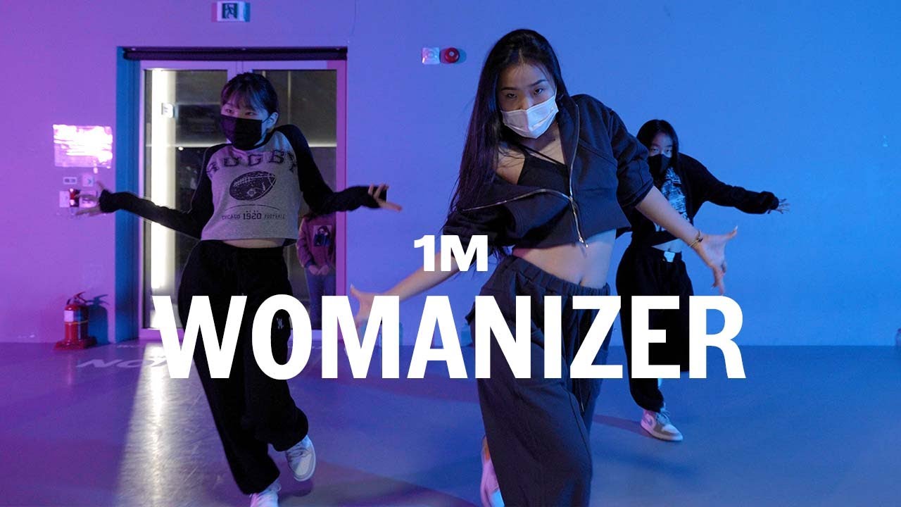 Britney Spears - Womanizer / Learner’s Class
