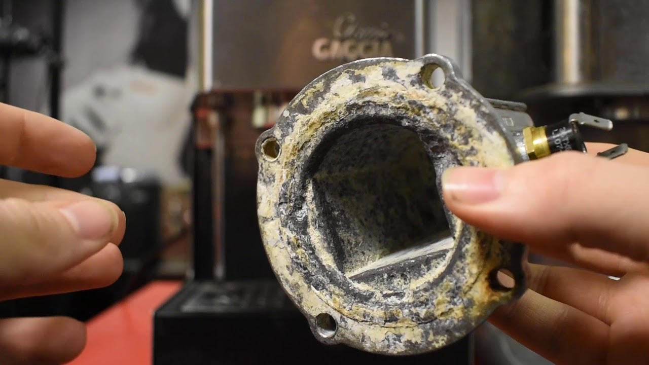 Unblocking a Solenoid Valve on Gaggia Espresso Machines - Gaggia Caffe TV