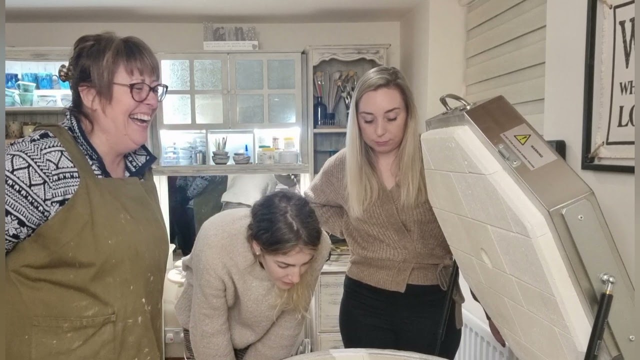 14. Family Christmas Kiln Opening 23.12.21
