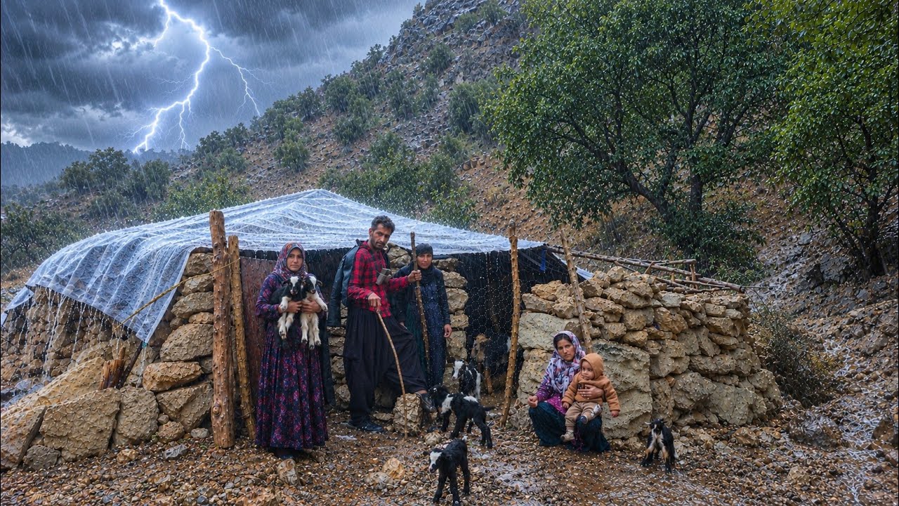 Extreme Rainstorm in the Zagros Mountains | Nomads Protect Goats from Cold and Rain 🌧️🐐