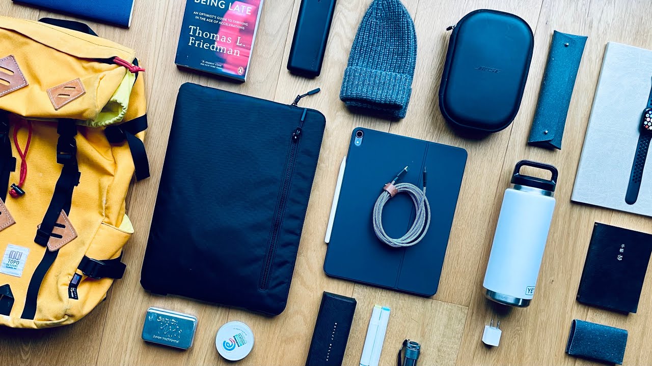 Designers Minimalist Carry | What's In My Bag 2021?