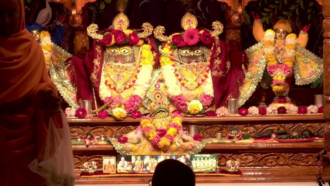 LIVE ISKCON Govardhan || Darshan Ārati  & Guru Puja 05.02.2026
