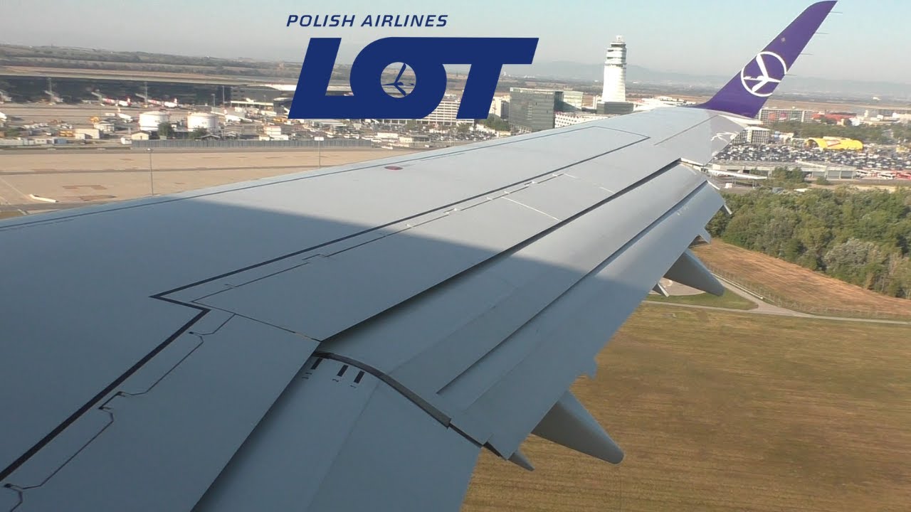 LOT Polish Airlines Embraer 175 landing in Vienna (LO223)