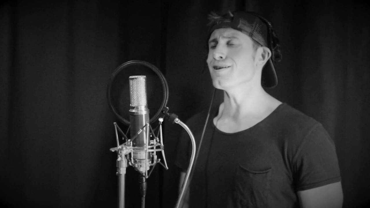 The Black & White Sessions: Jon Hall - 