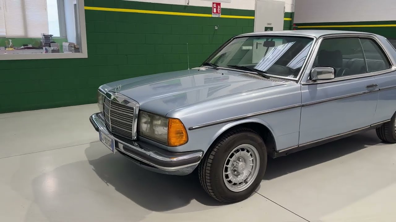 Mercedes-Benz C 230 Coupé – 1977 – W123 – Splendida e Rara – CAR SALOON