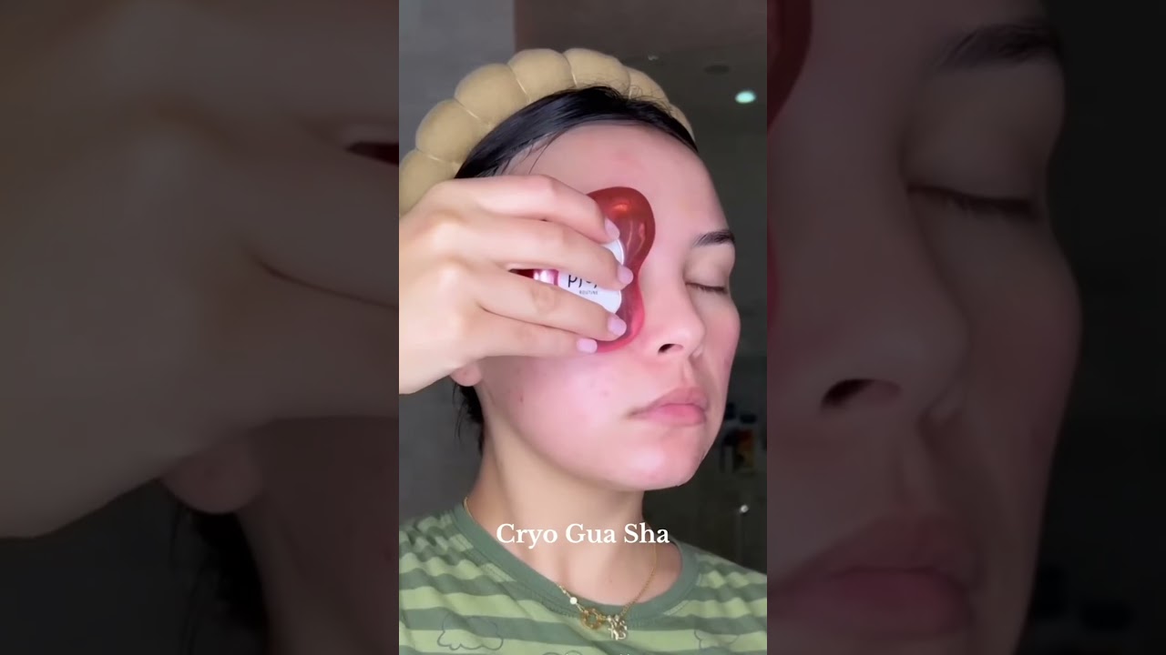 Let&rsquo;s depuff with PFEFE cryo guasha #pfefe #cryo #skincare #guashafacial #facial #beautytips