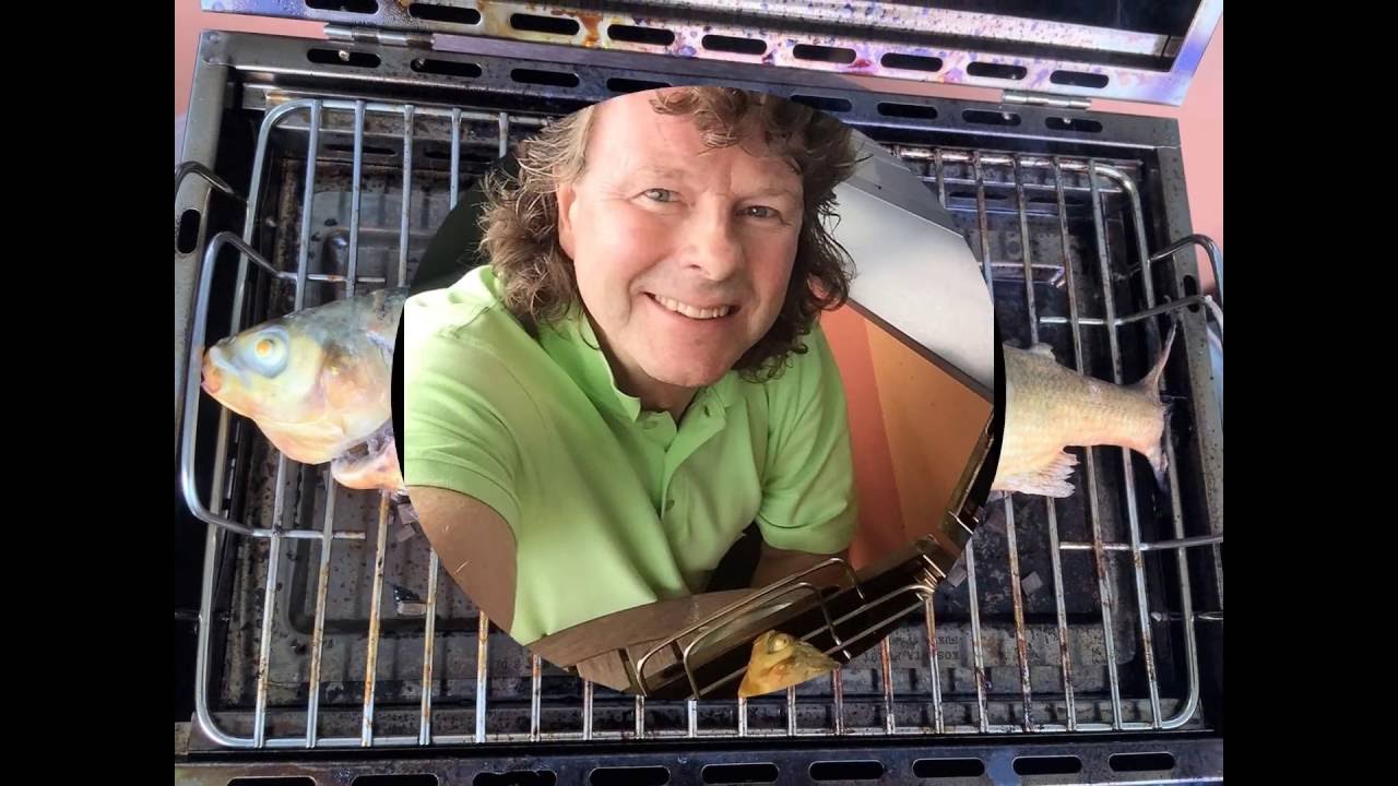 Home Chef Jerry smoking fish on the balcony - Helsinki 2016
