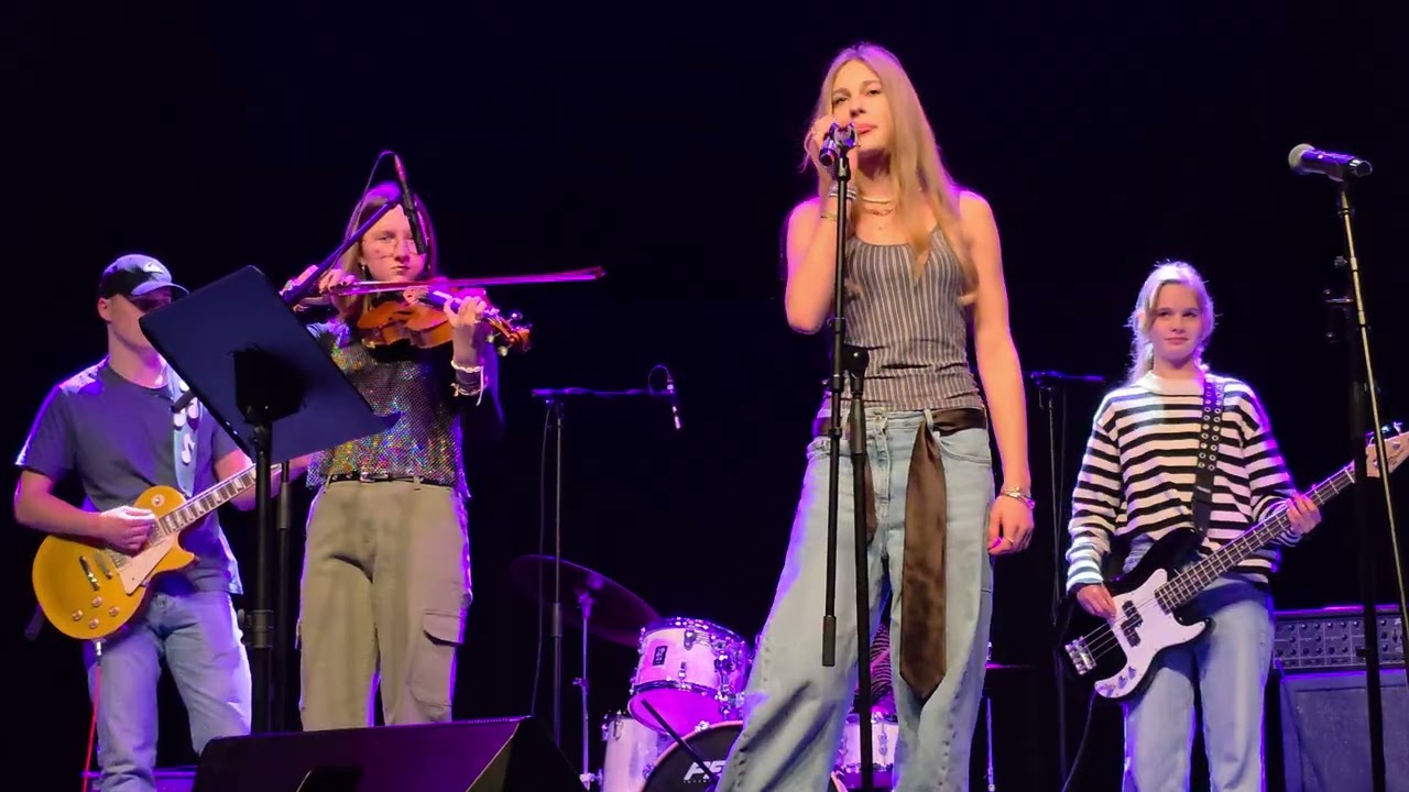 These Boots Are Made for Walkin' Nancy Sinatra COVER