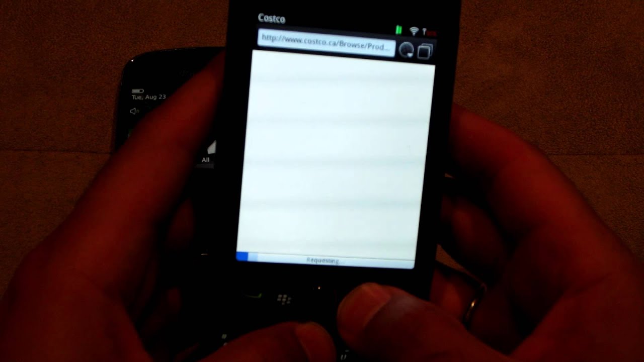 Blackberry Bold 9900 vs Blackberry Torch 9800