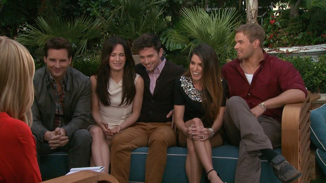 Crack Up with the 'Twilight' Cullen Clan