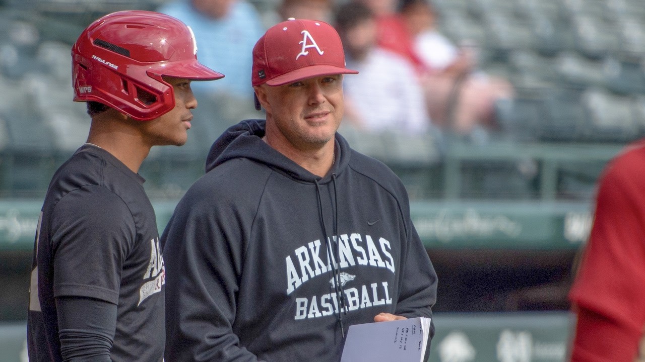 Razorbacks hitting coach Nate Thompson on opener in Arlington