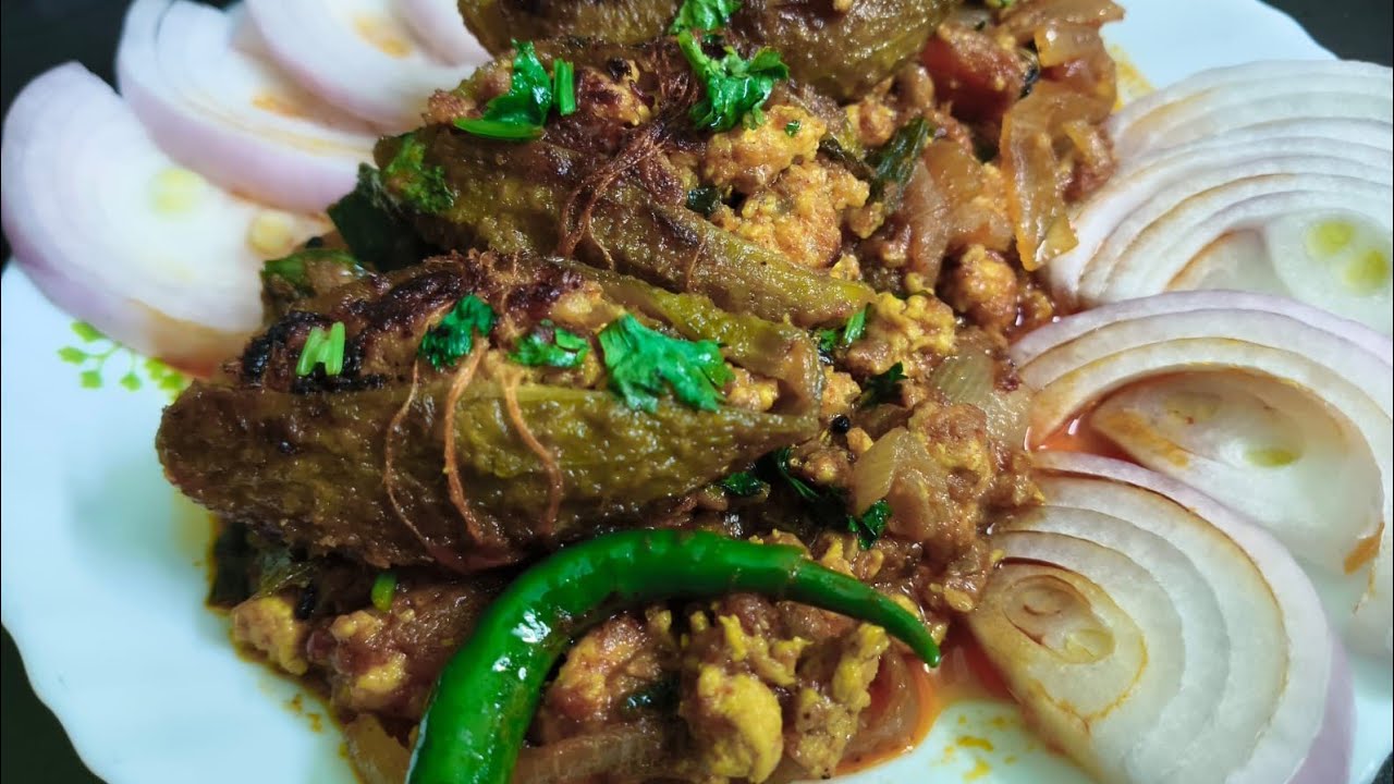Chicken Keema Bhara Karela Recipe |Restaurant Style Chicken Bhara Karela | Chicken Stuff BitterGourd