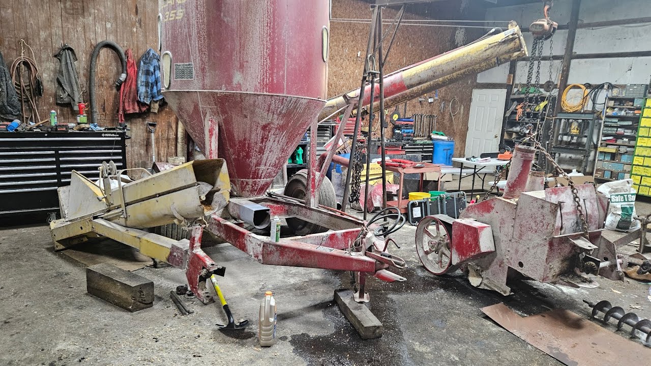 Tearing apart a very worn out feed grinder