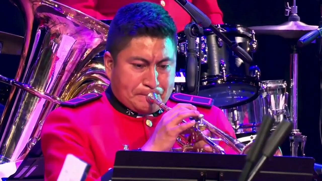 Banda del Cuerpo de Bomberos de Quito MEDLEY CUMBIAS ECUATORIANAS