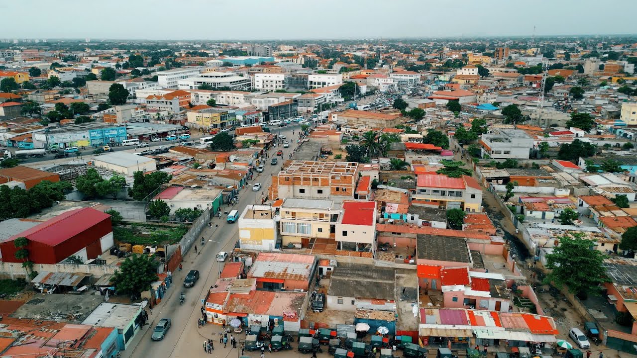 Kimbango, Luanda em 4K – Imagens Aéreas Inéditas de Drone!