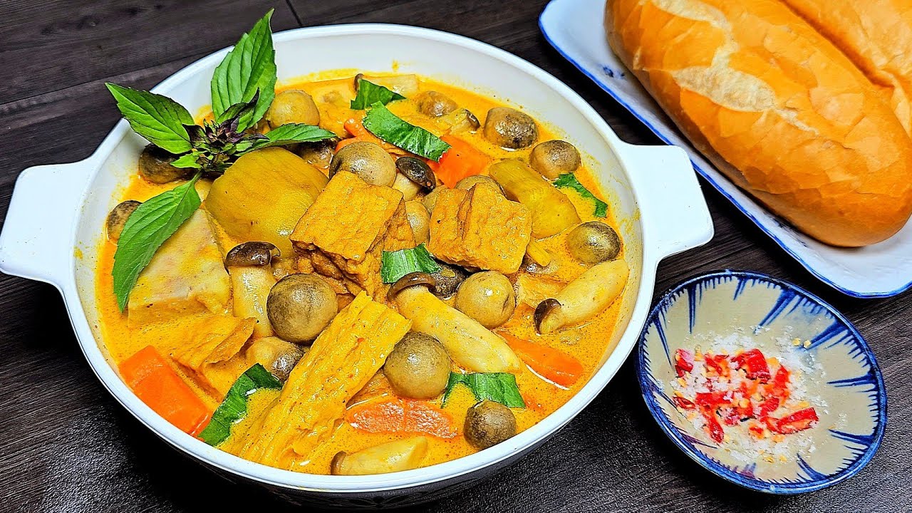 M&oacute;n Chay Ngon - c&aacute;ch nấu C&Agrave; RI CHAY ngon b&eacute;o thơm đậm đ&agrave; ăn với b&uacute;n b&aacute;nh m&igrave;  - T&uacute; L&ecirc; Miền T&acirc;y