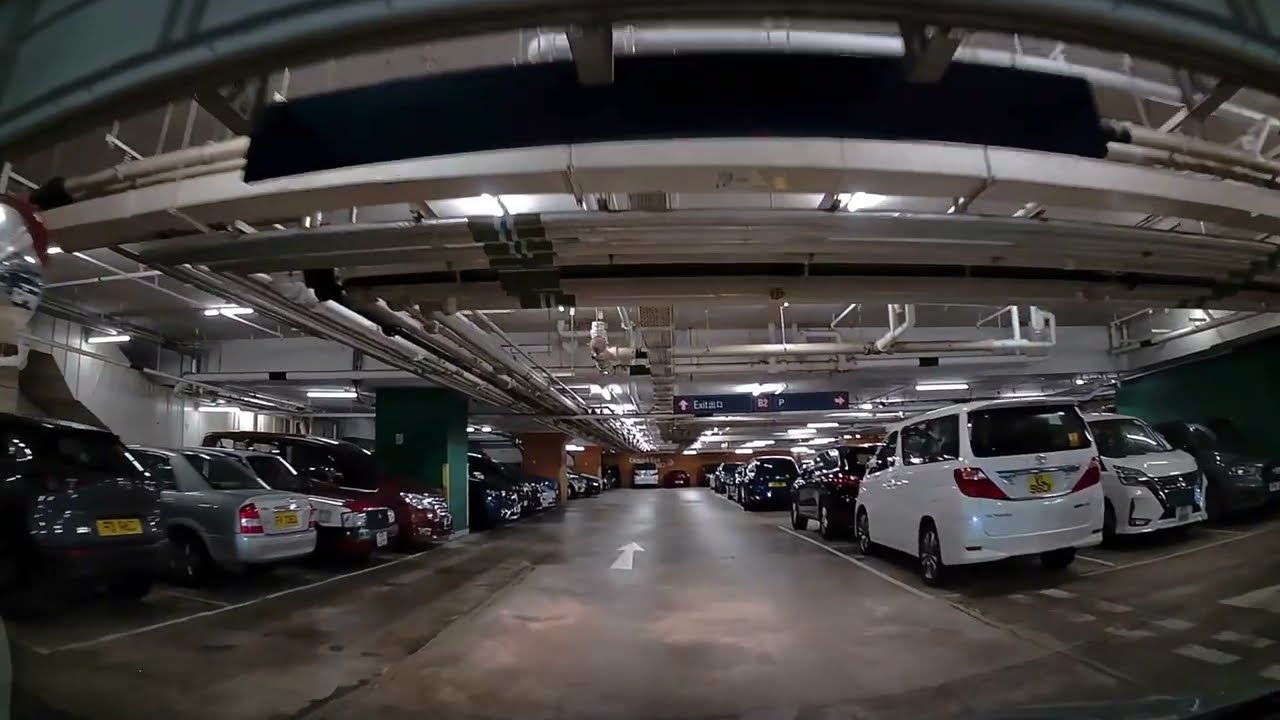 香港車場記：東涌東薈城名店倉（南）停車場