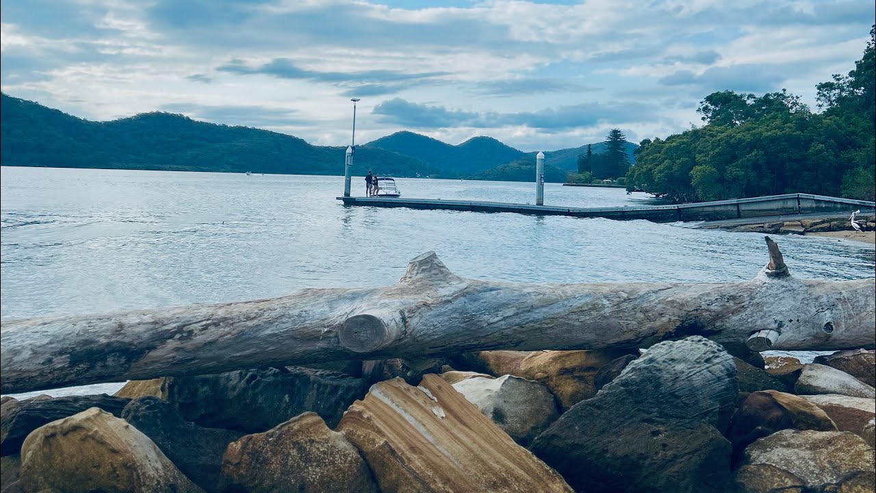 Sydney DFO chaly🇦🇺🛍️🚶🏻‍♀️🍔🍖☕️