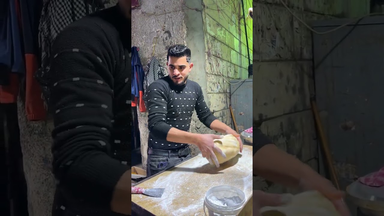 طريقة عمل حلوة ( العسلية ). في الشارع شئ مزهل للغاية #سامح_فنان_استعراضي #viral #food #comedy #funny