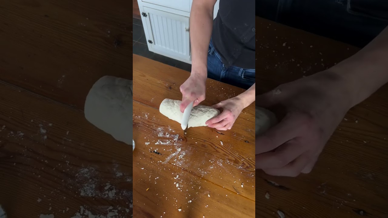 Can you believe these SOURDOUGH bagels take just 30 minutes to make?