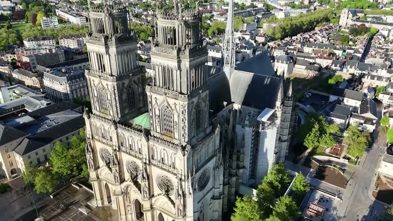 Orléans after a spring rain. April 2025