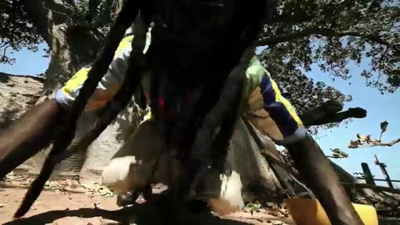 AZIZ MAHALAHI - [ DIOUMNGUÉN‬ ] - Clip officiel 2014 HD