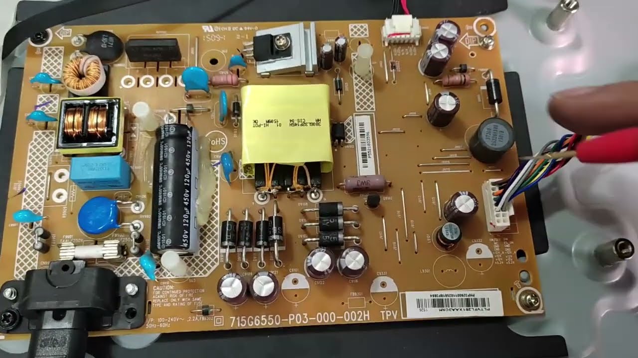 Como identificar e corrigir o defeito crônico da TV Philips que não liga....