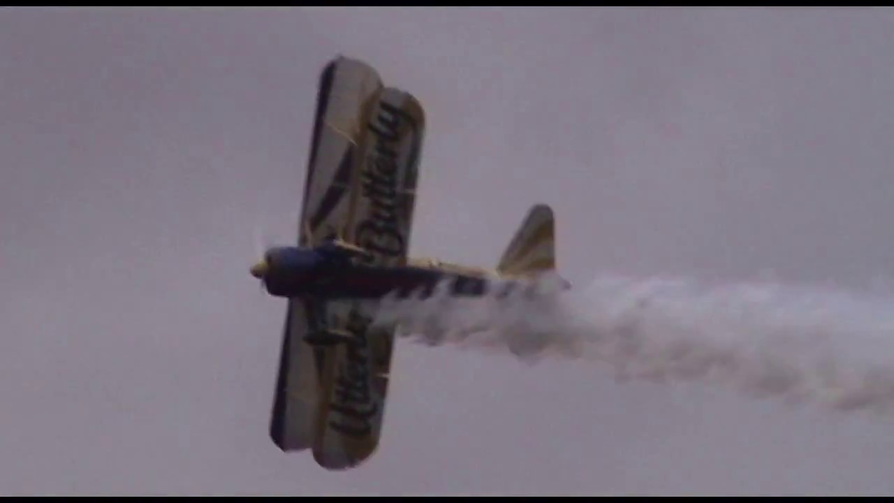 2004 RAF Leuchars Airshow - Wingwalkers